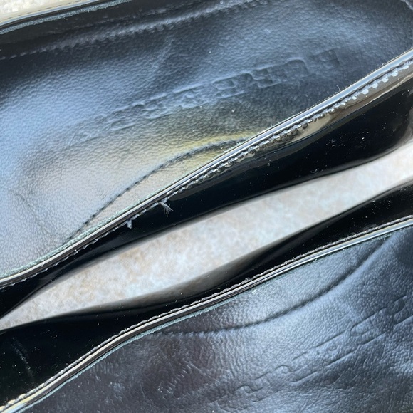 Girls Burberry dress shoes size 27 - Picture 3 of 11